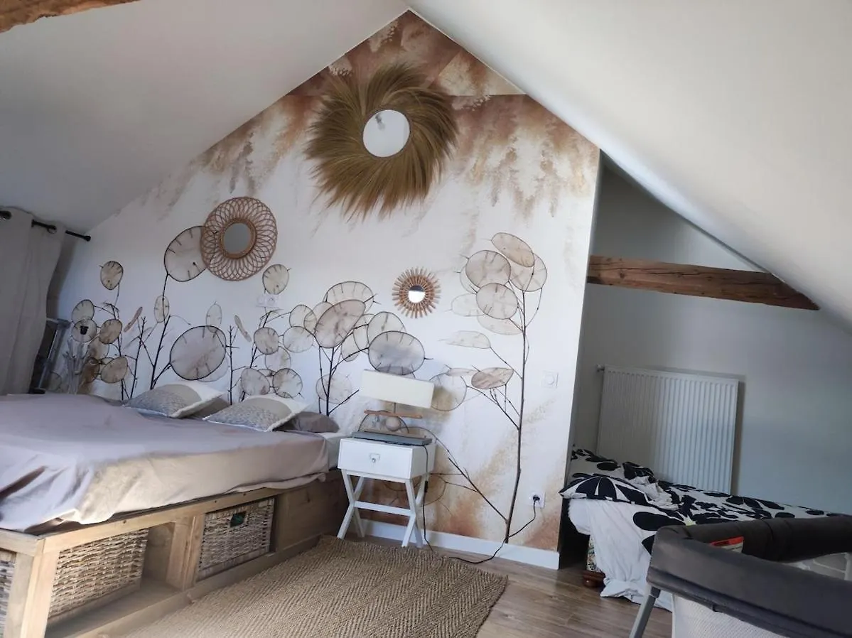 Grande Maison Familiale Avec Piscine Saint-Ouen-des-Alleux